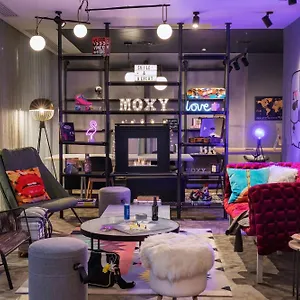Moxy Old Town 3*, Bükreş Romanya